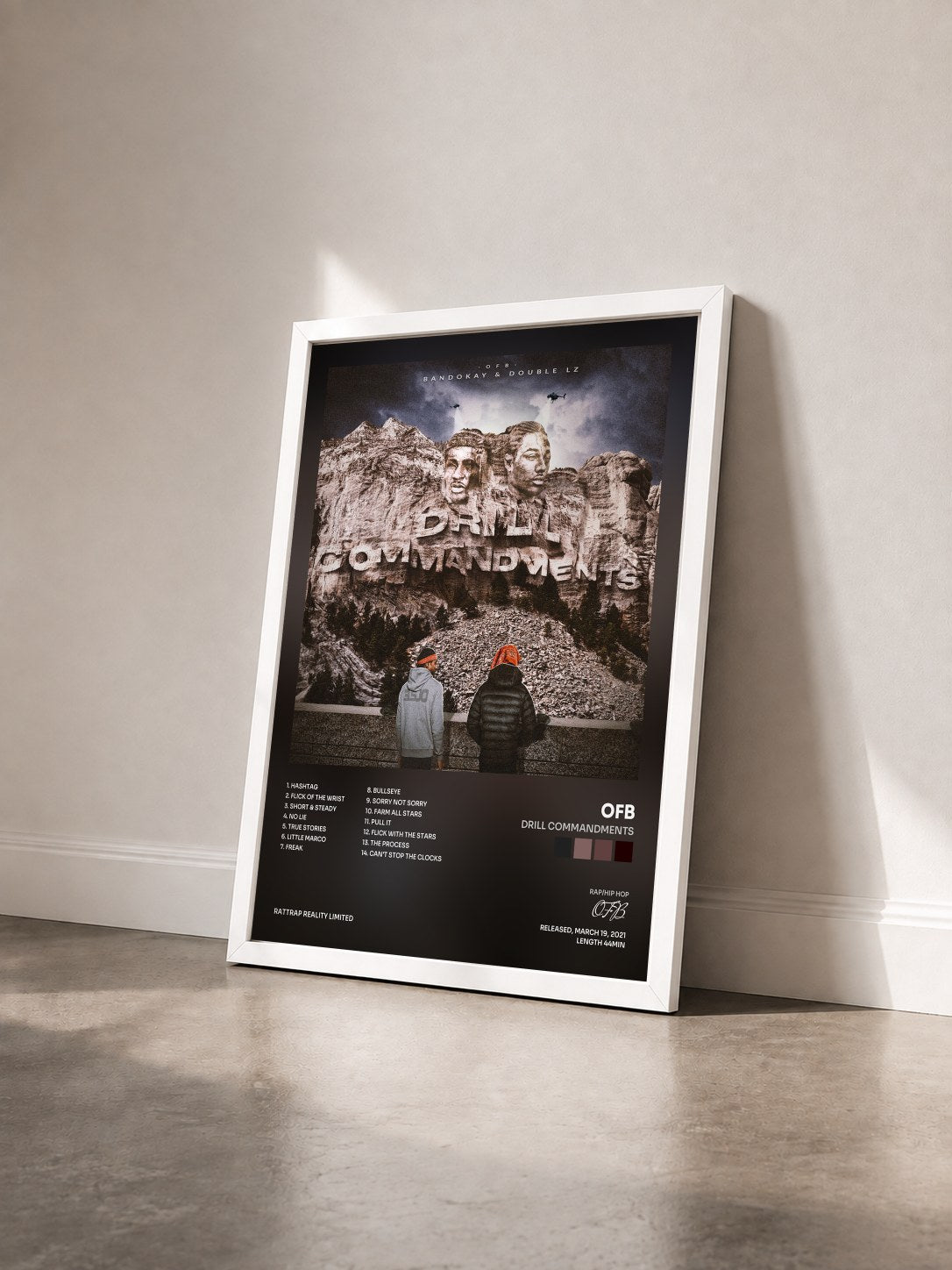 #blanc Tableau de l'album Drill Commandments de OFB vu de trois quarts, cadre blanc