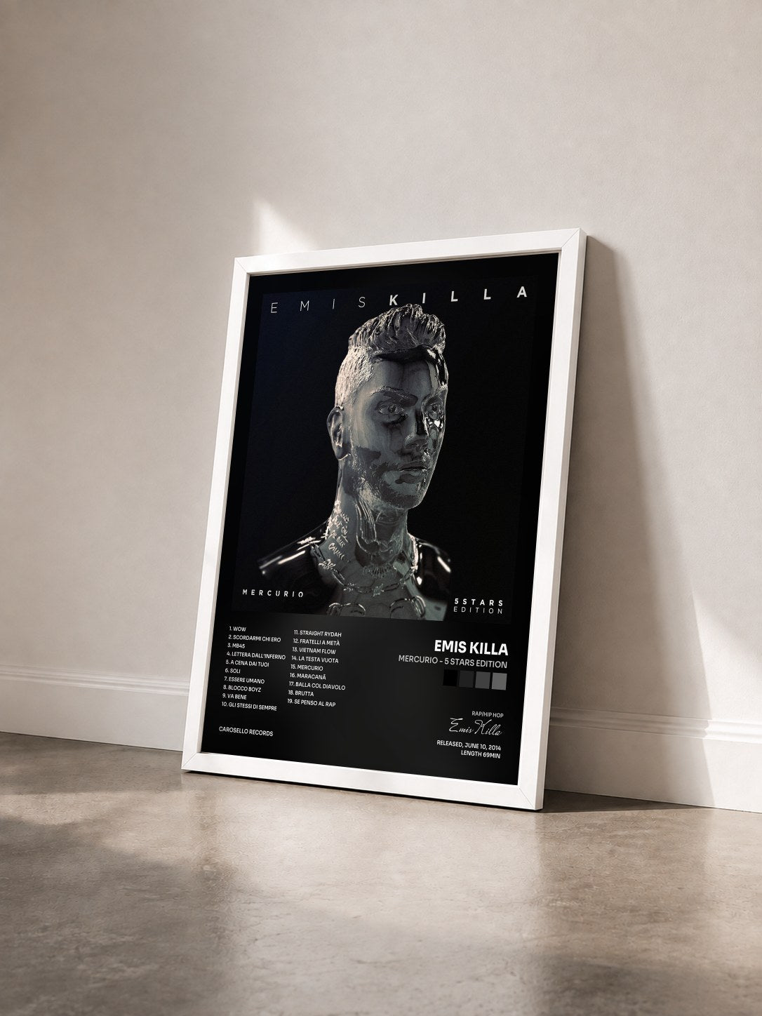 #blanc Tableau de l'album Mercurio - 5 Stars Edition de Emis Killa vu de trois quarts, cadre blanc