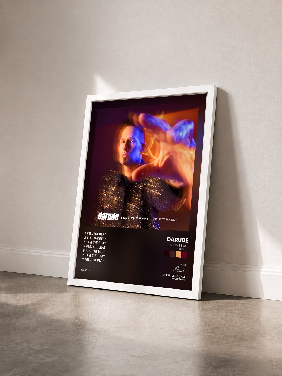 #blanc Tableau de l'album Feel The Beat (The Remixes) de Darude vu de trois quarts, cadre blanc