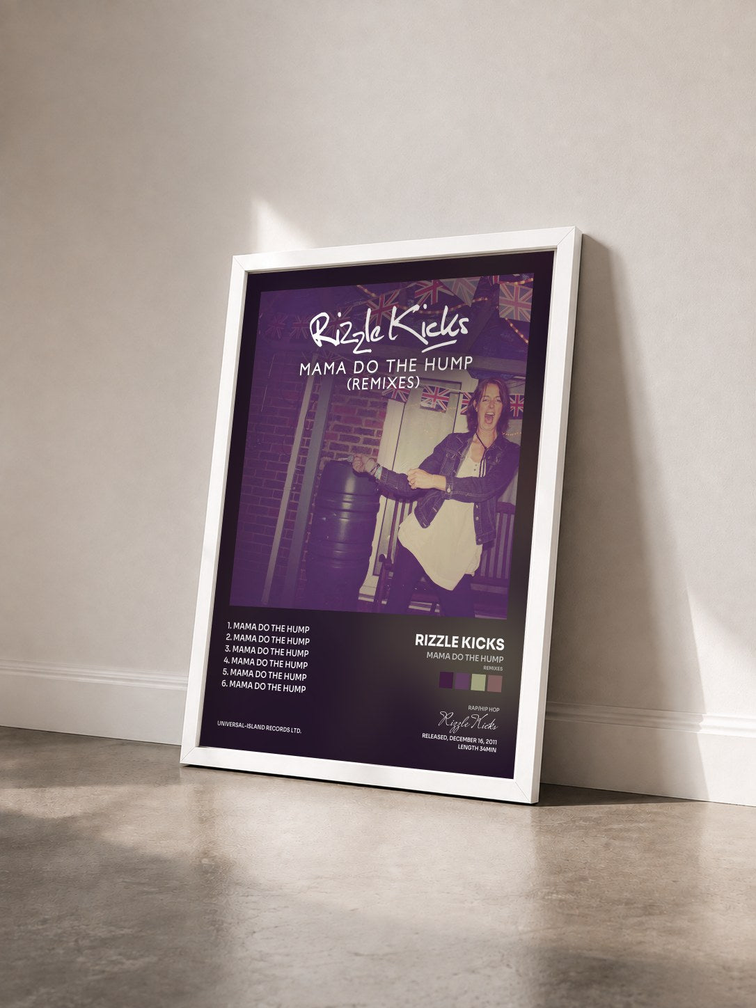 #blanc Tableau de l'album Mama Do The Hump (Remixes) de Rizzle Kicks vu de trois quarts, cadre blanc