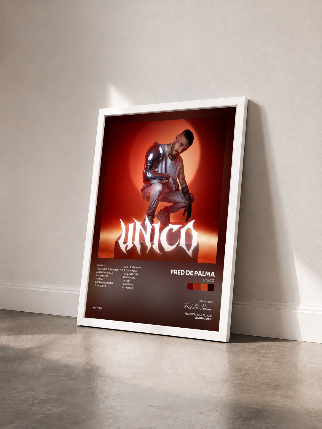 #blanc Tableau de l'album Unico de Fred De Palma vu de trois quarts, cadre blanc