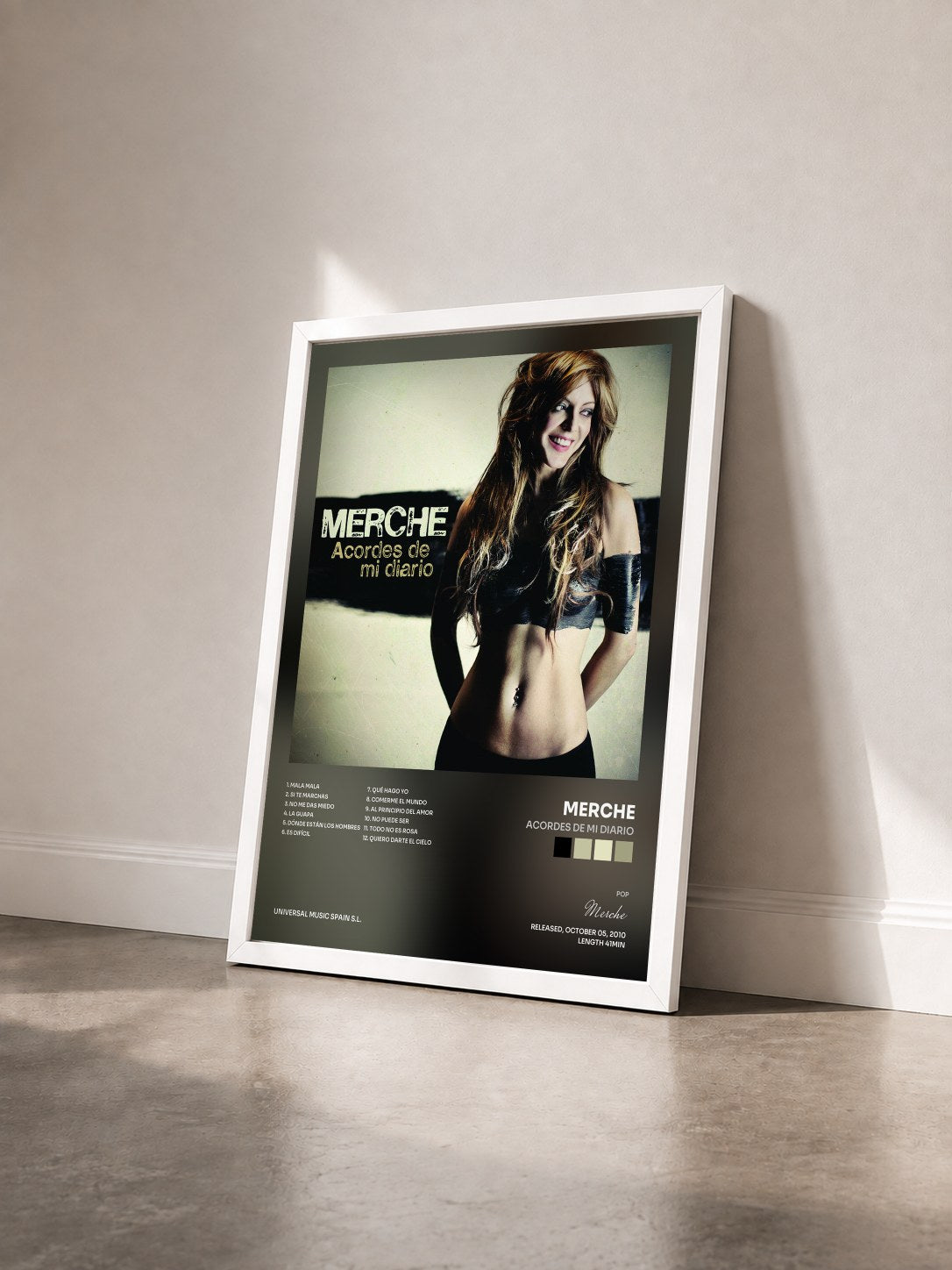 #blanc Tableau de l'album Acordes De Mi Diario de Merche vu de trois quarts, cadre blanc