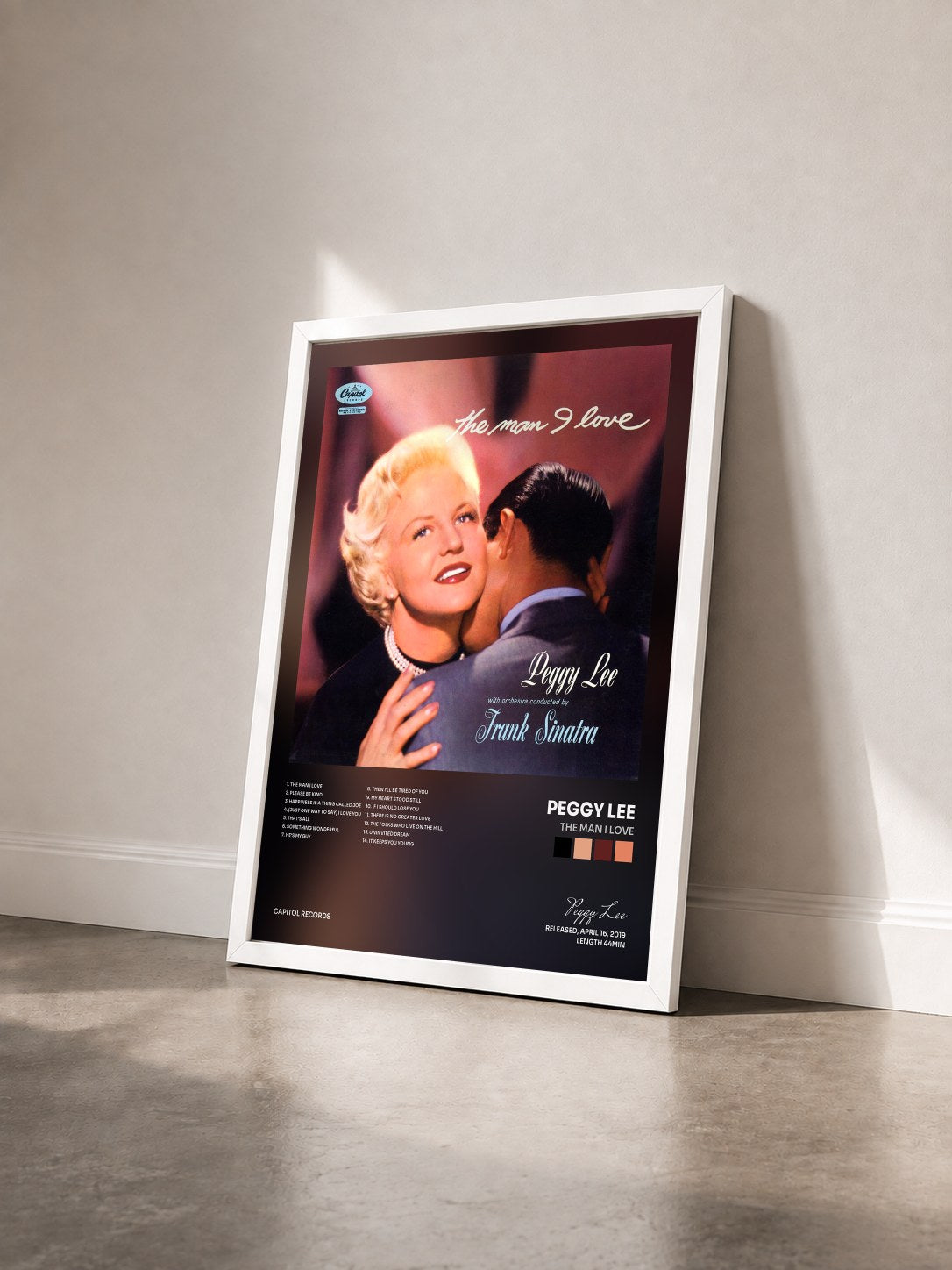 #blanc Tableau de l'album The Man I Love de Peggy Lee vu de trois quarts, cadre blanc