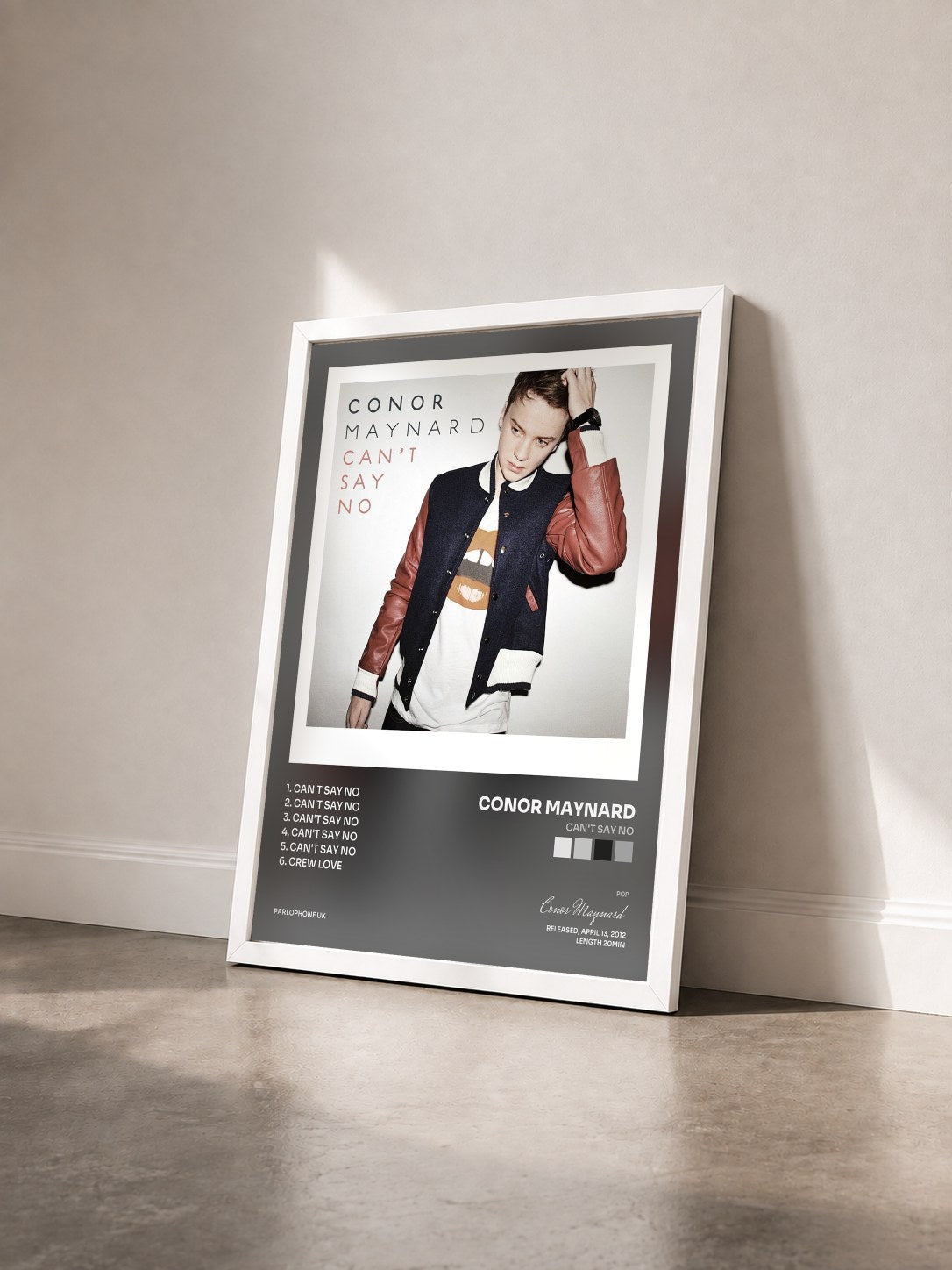 #blanc Tableau de l'album Can't Say No de Conor Maynard vu de trois quarts, cadre blanc