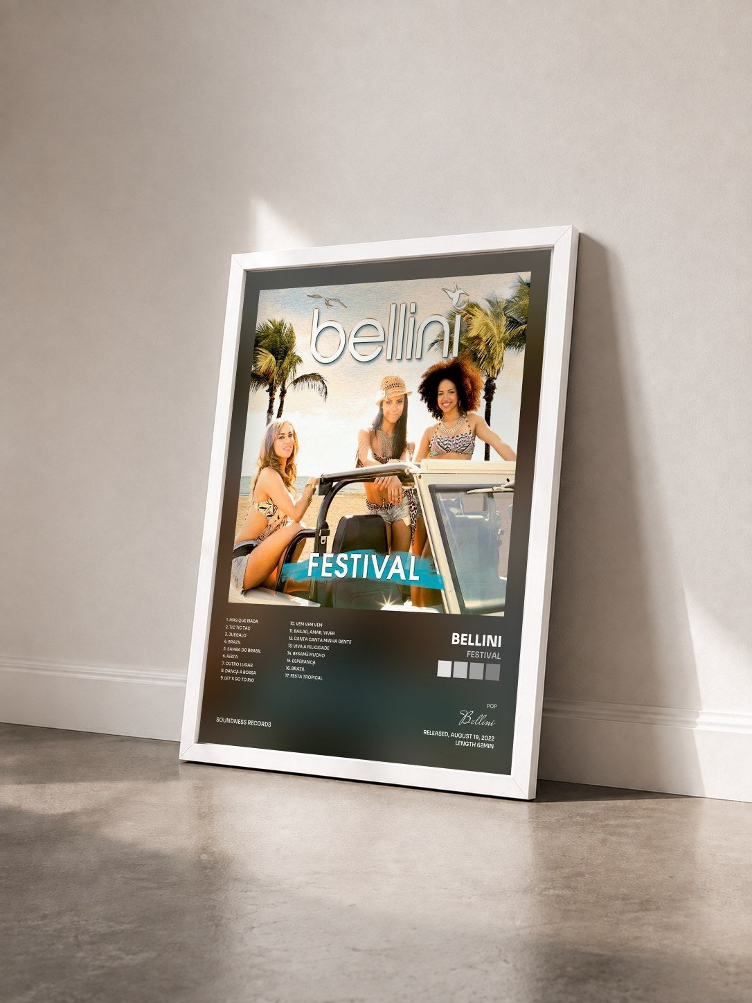 #blanc Tableau de l'album Festival de Bellini vu de trois quarts, cadre blanc