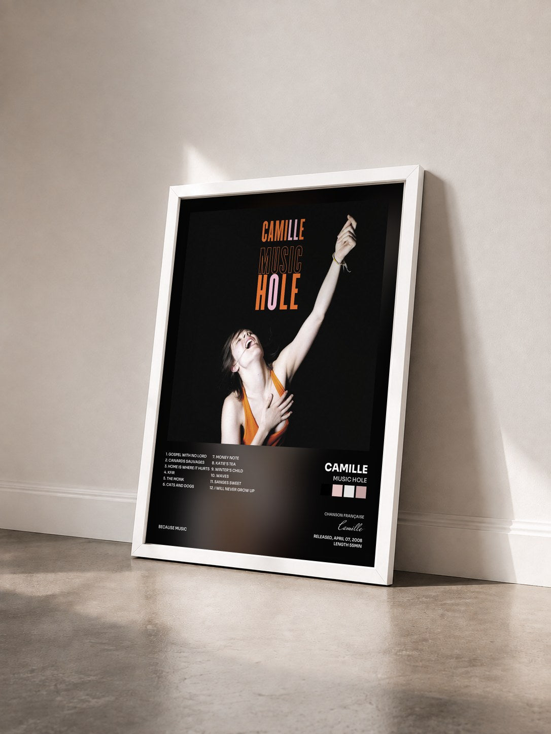 #blanc Tableau de l'album Music Hole de Camille vu de trois quarts, cadre blanc