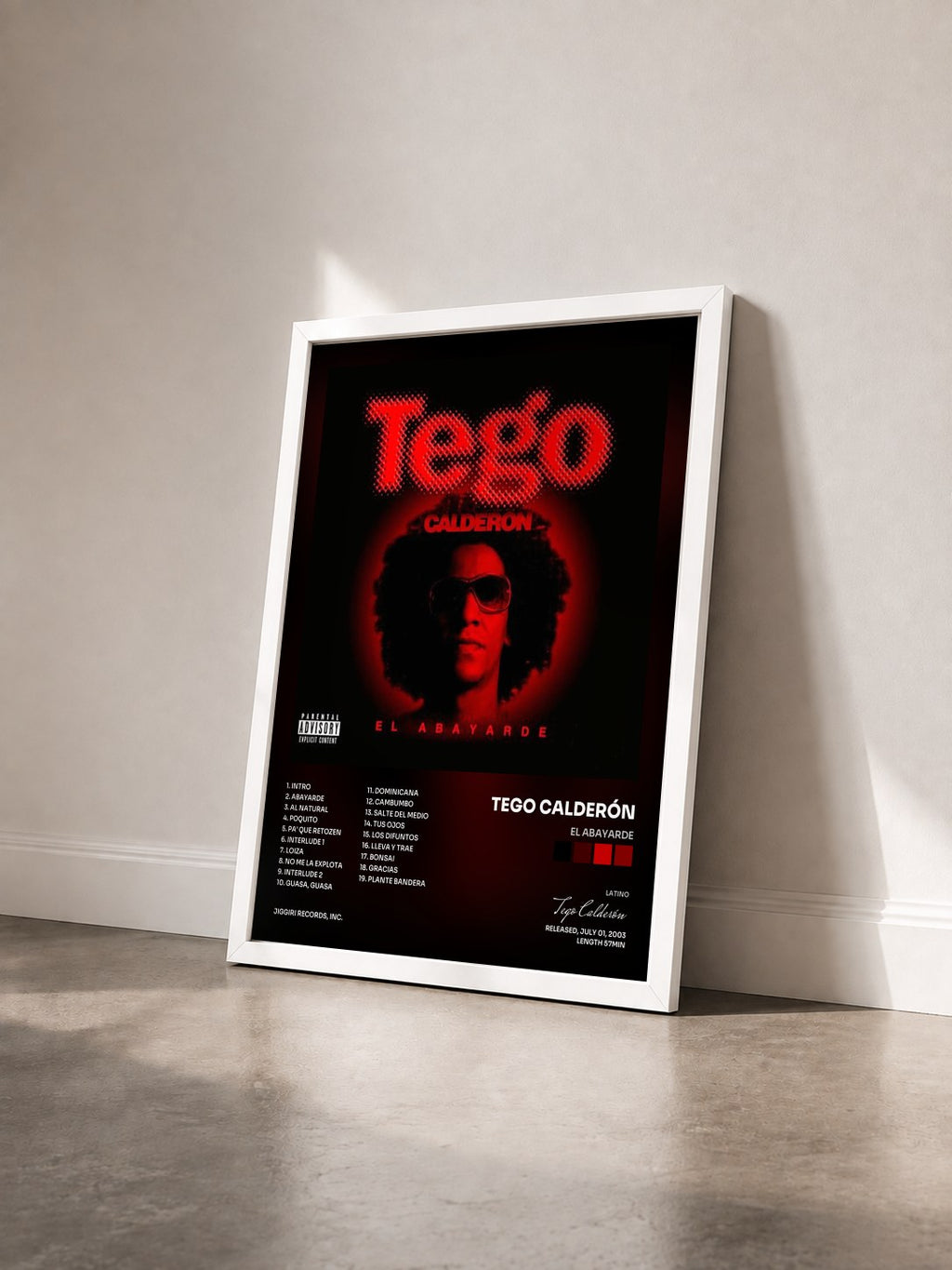 #blanc Tableau de l'album El Abayarde de Tego Calderón vu de trois quarts, cadre blanc