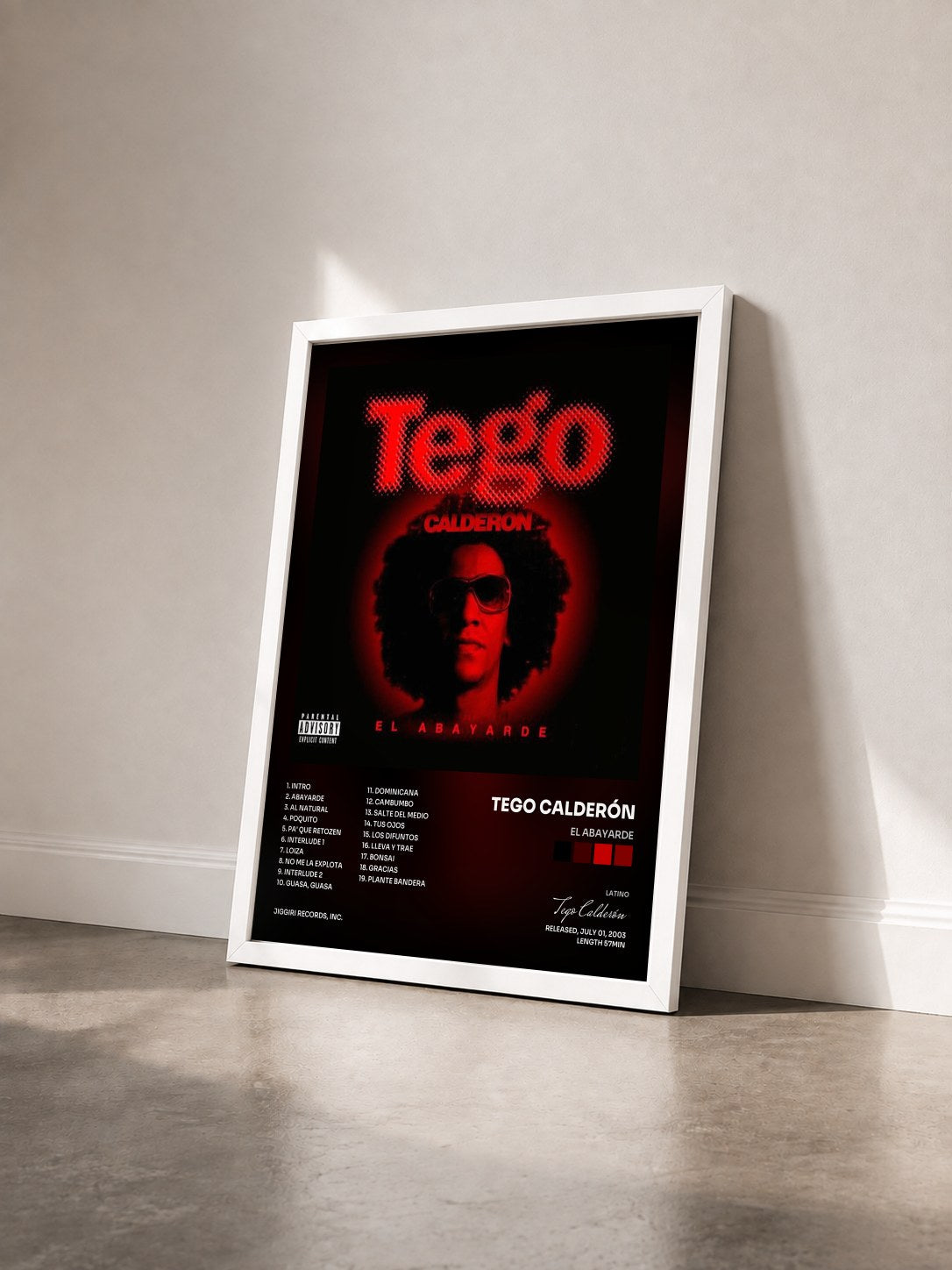 #blanc Tableau de l'album El Abayarde de Tego Calderón vu de trois quarts, cadre blanc