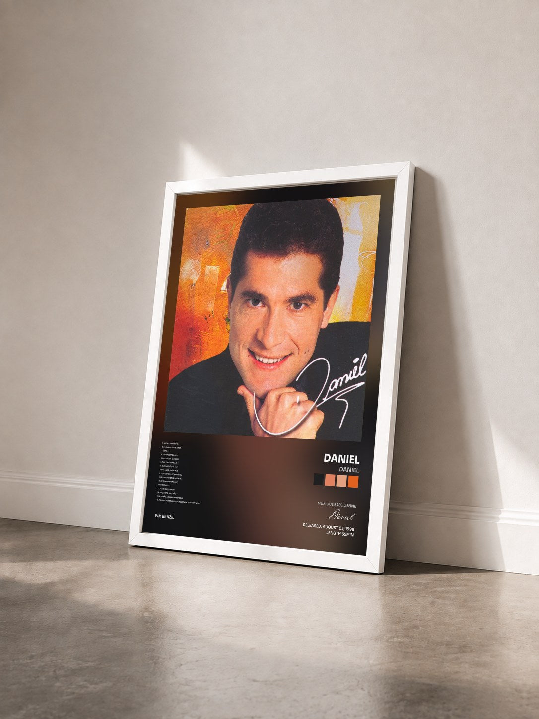 #blanc Tableau de l'album Daniel de Daniel vu de trois quarts, cadre blanc