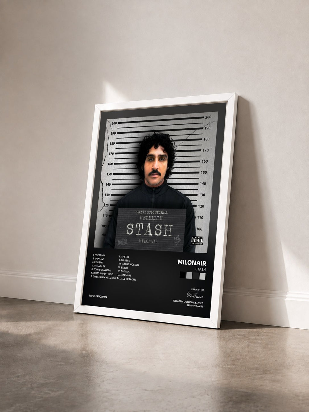 #blanc Tableau de l'album STASH de Milonair vu de trois quarts, cadre blanc