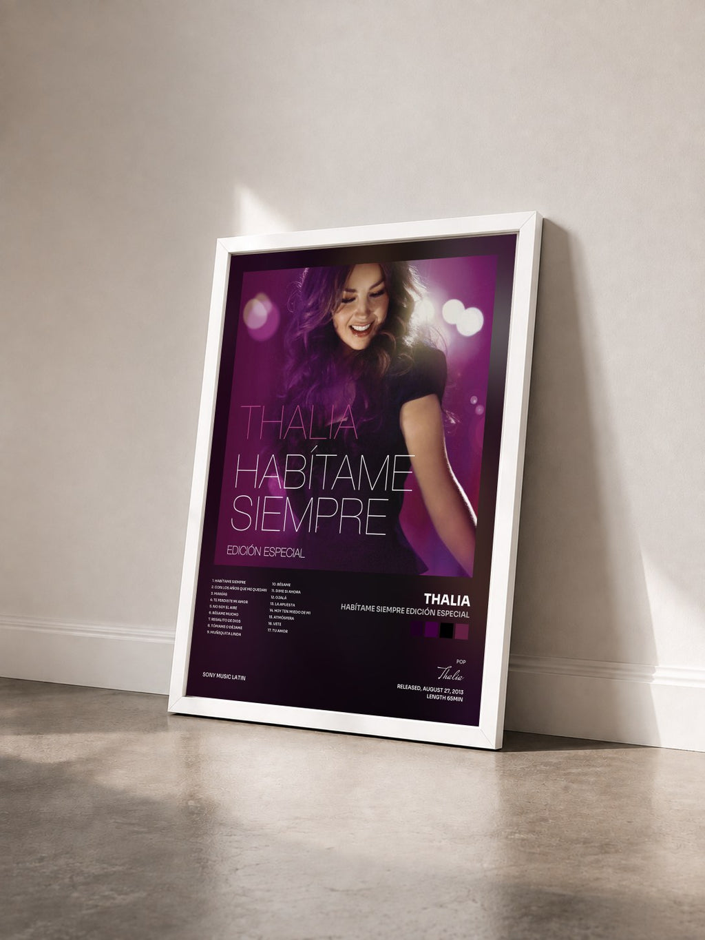 #blanc Tableau de l'album Habítame Siempre Edición Especial de Thalia vu de trois quarts, cadre blanc