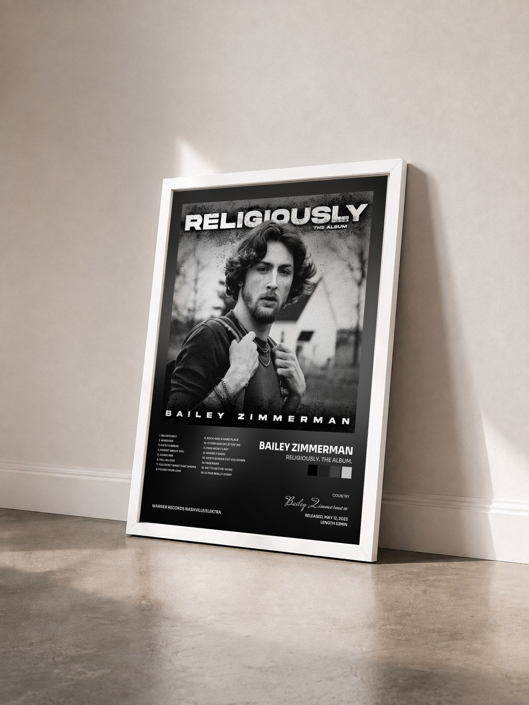 #blanc Tableau de l'album Religiously. The Album. de Bailey Zimmerman vu de trois quarts, cadre blanc