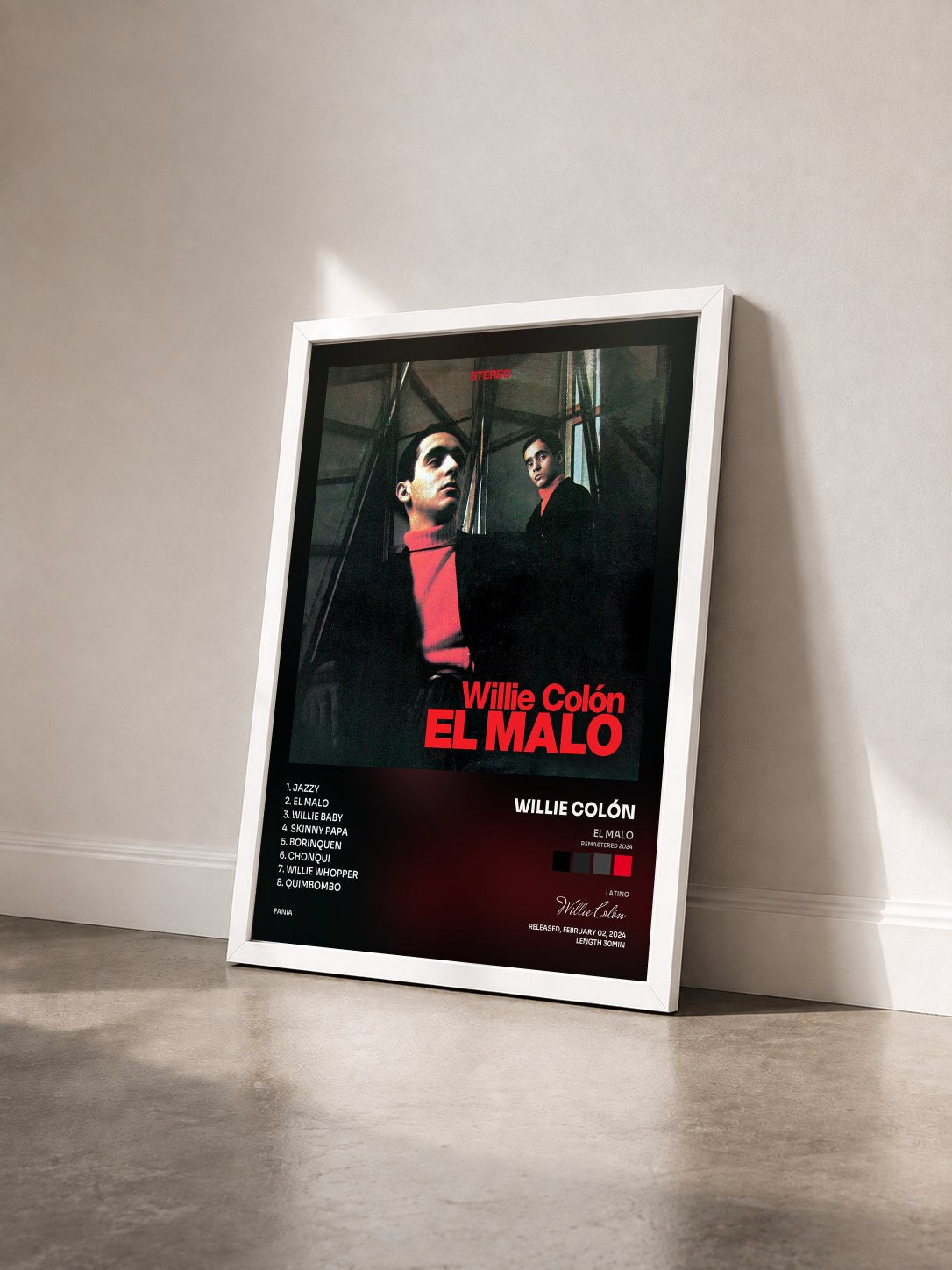 #blanc Tableau de l'album El Malo (Remastered 2024) de Willie Colón vu de trois quarts, cadre blanc