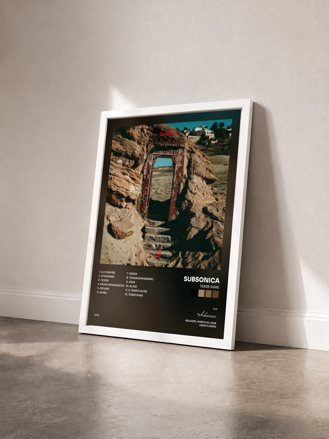 #blanc Tableau de l'album Terre Rare de Subsonica vu de trois quarts, cadre blanc