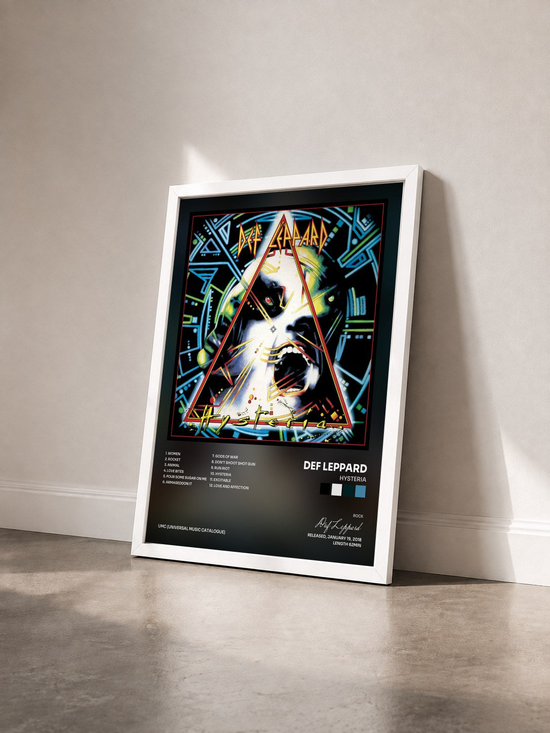 #blanc Tableau de l'album Hysteria de Def Leppard vu de trois quarts, cadre blanc