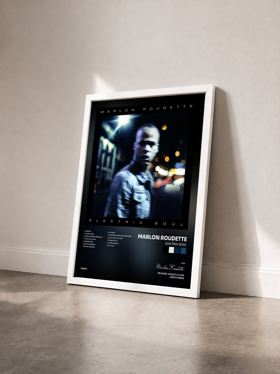 #blanc Tableau de l'album Electric Soul de Marlon Roudette vu de trois quarts, cadre blanc
