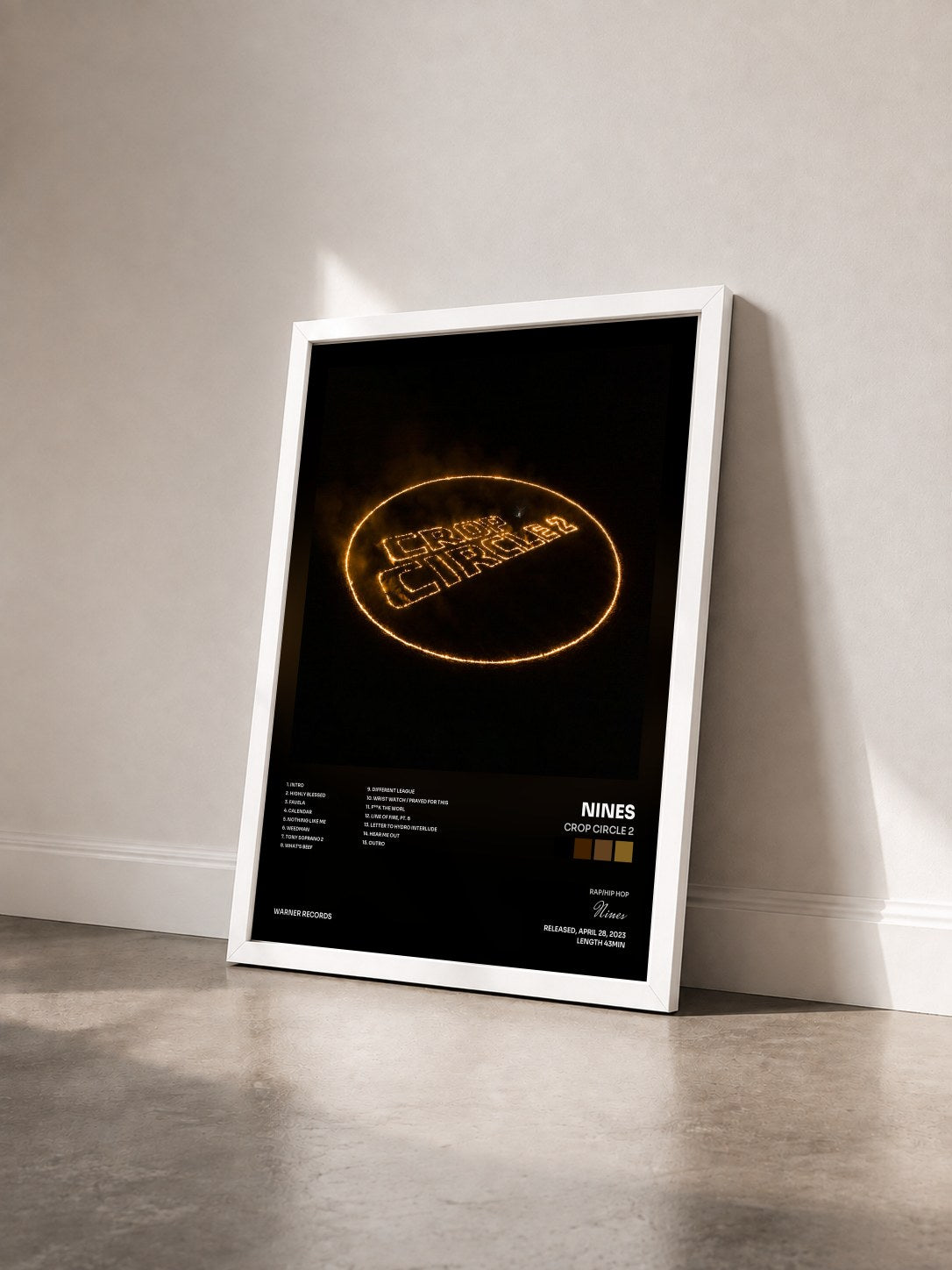 #blanc Tableau de l'album Crop Circle 2 de Nines vu de trois quarts, cadre blanc