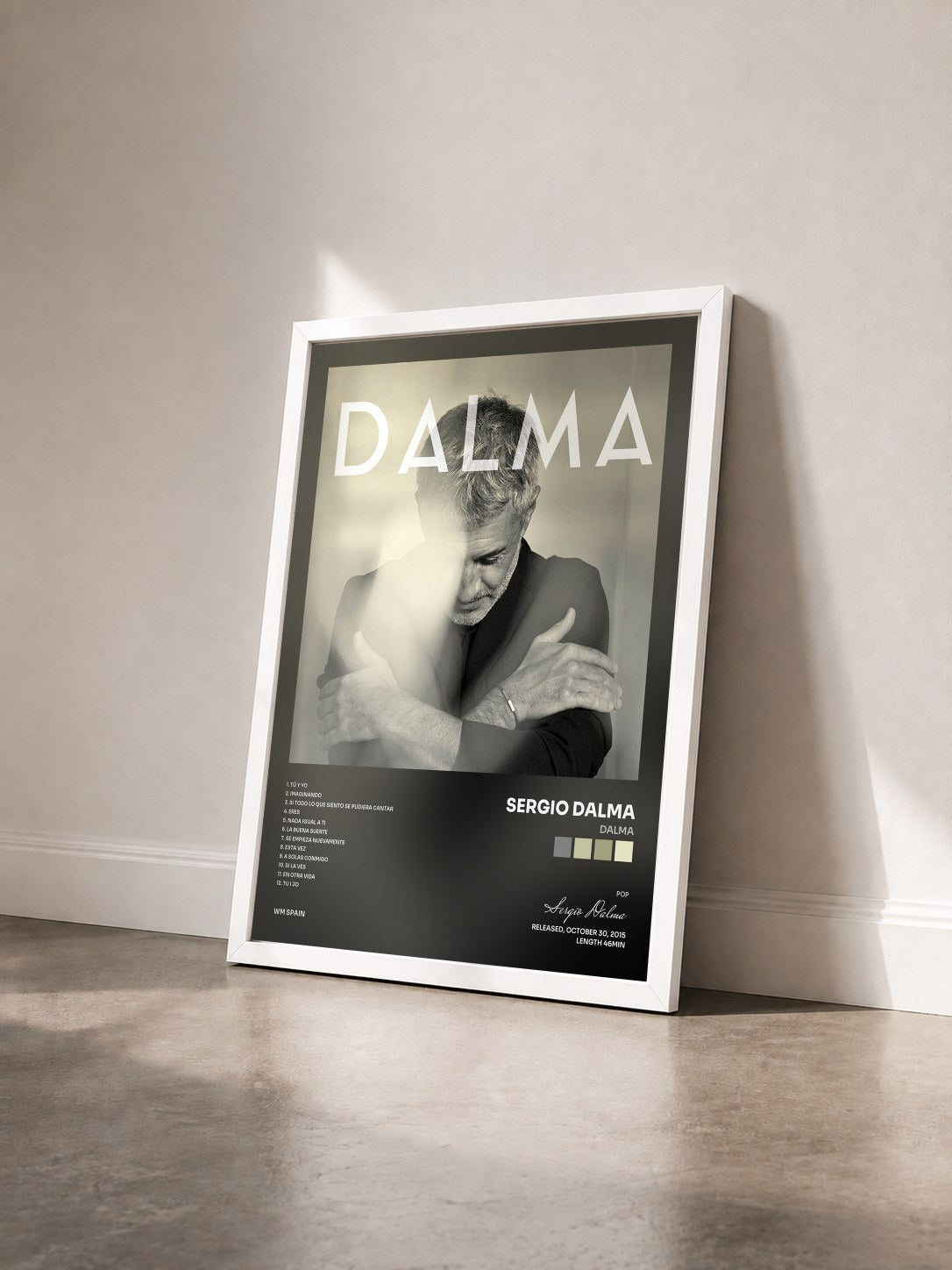#blanc Tableau de l'album Dalma de Sergio Dalma vu de trois quarts, cadre blanc