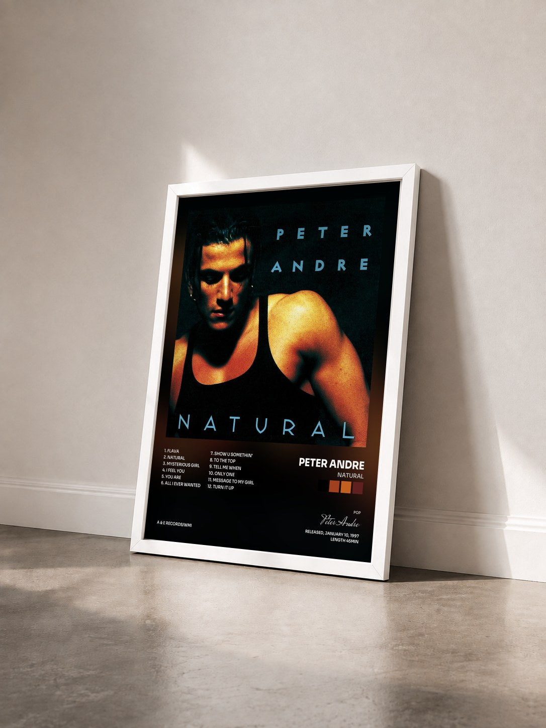 #blanc Tableau de l'album Natural de Peter Andre vu de trois quarts, cadre blanc