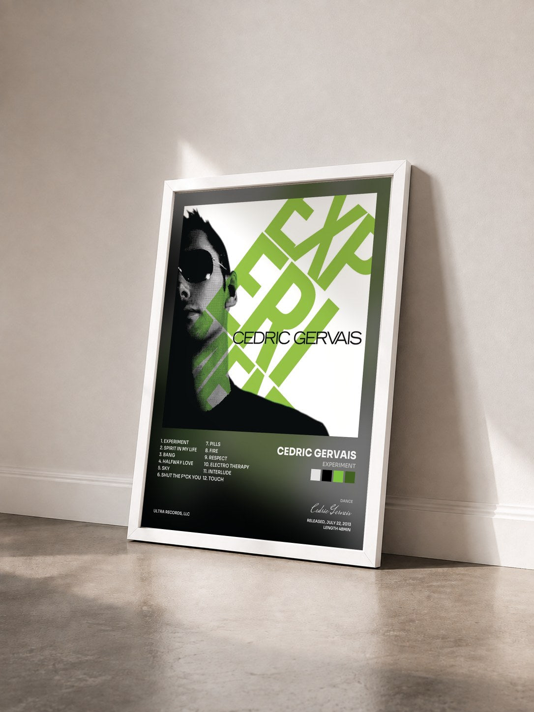 #blanc Tableau de l'album Experiment de Cedric Gervais vu de trois quarts, cadre blanc