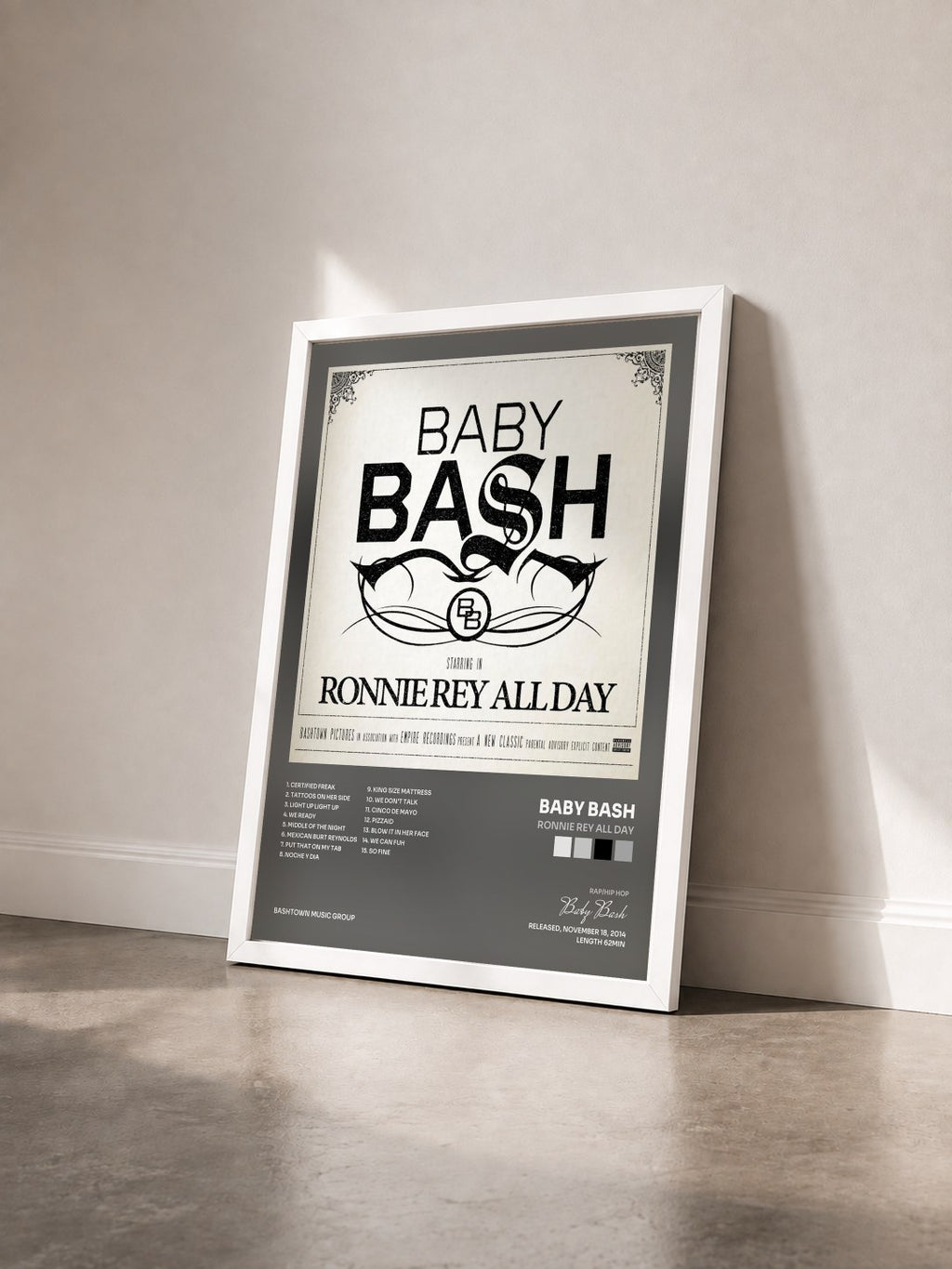 #blanc Tableau de l'album Ronnie Rey All Day de Baby Bash vu de trois quarts, cadre blanc