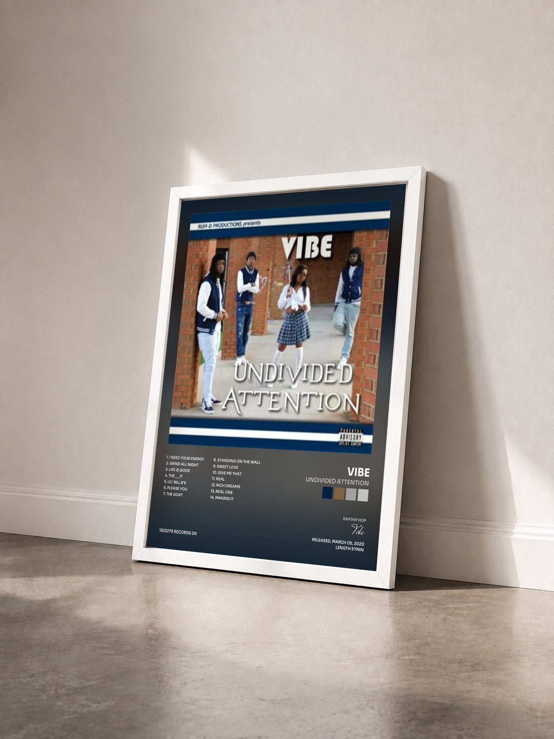 #blanc Tableau de l'album Undivided Attention de Vibe vu de trois quarts, cadre blanc