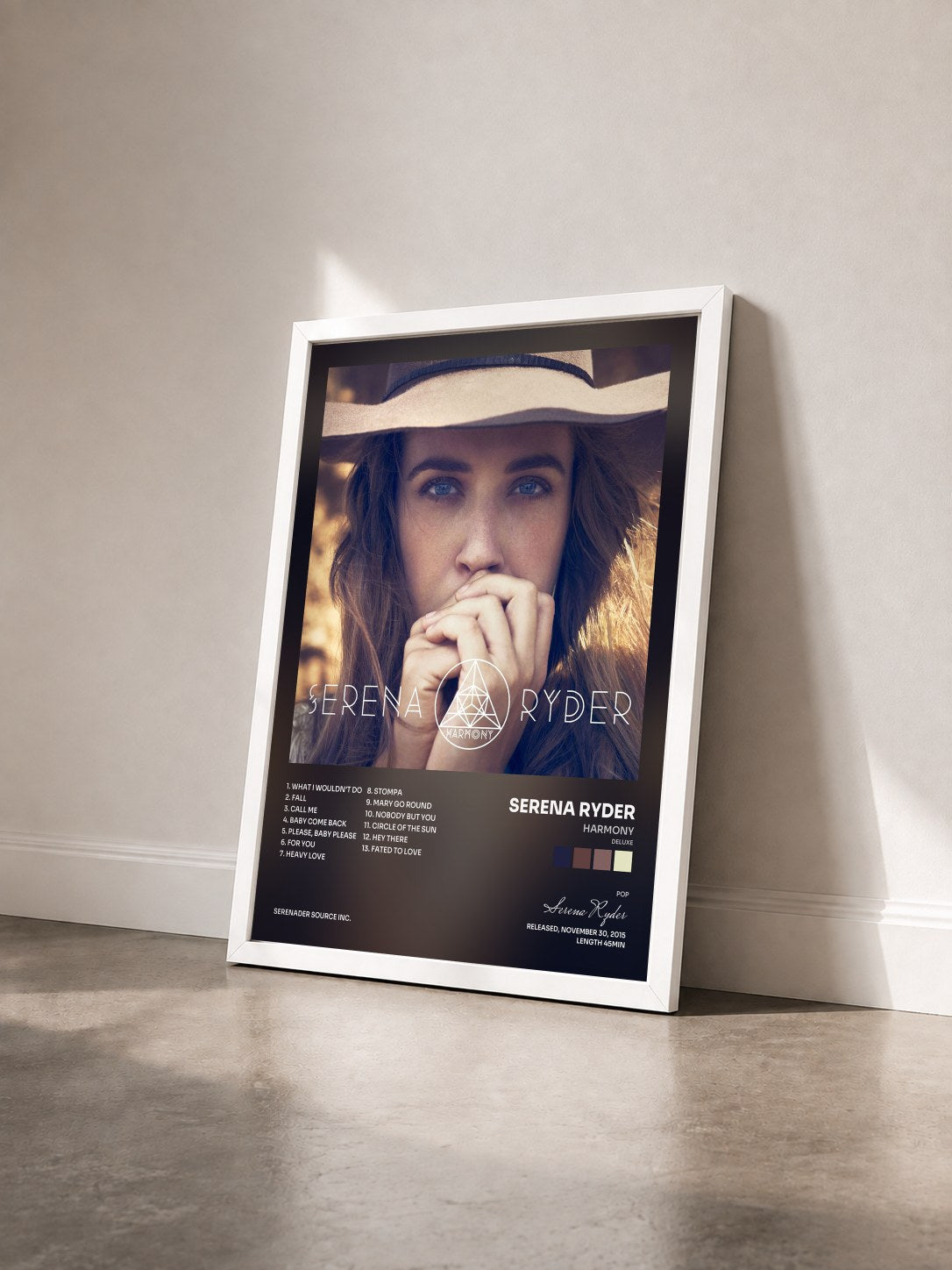 #blanc Tableau de l'album Harmony (Deluxe) de Serena Ryder vu de trois quarts, cadre blanc