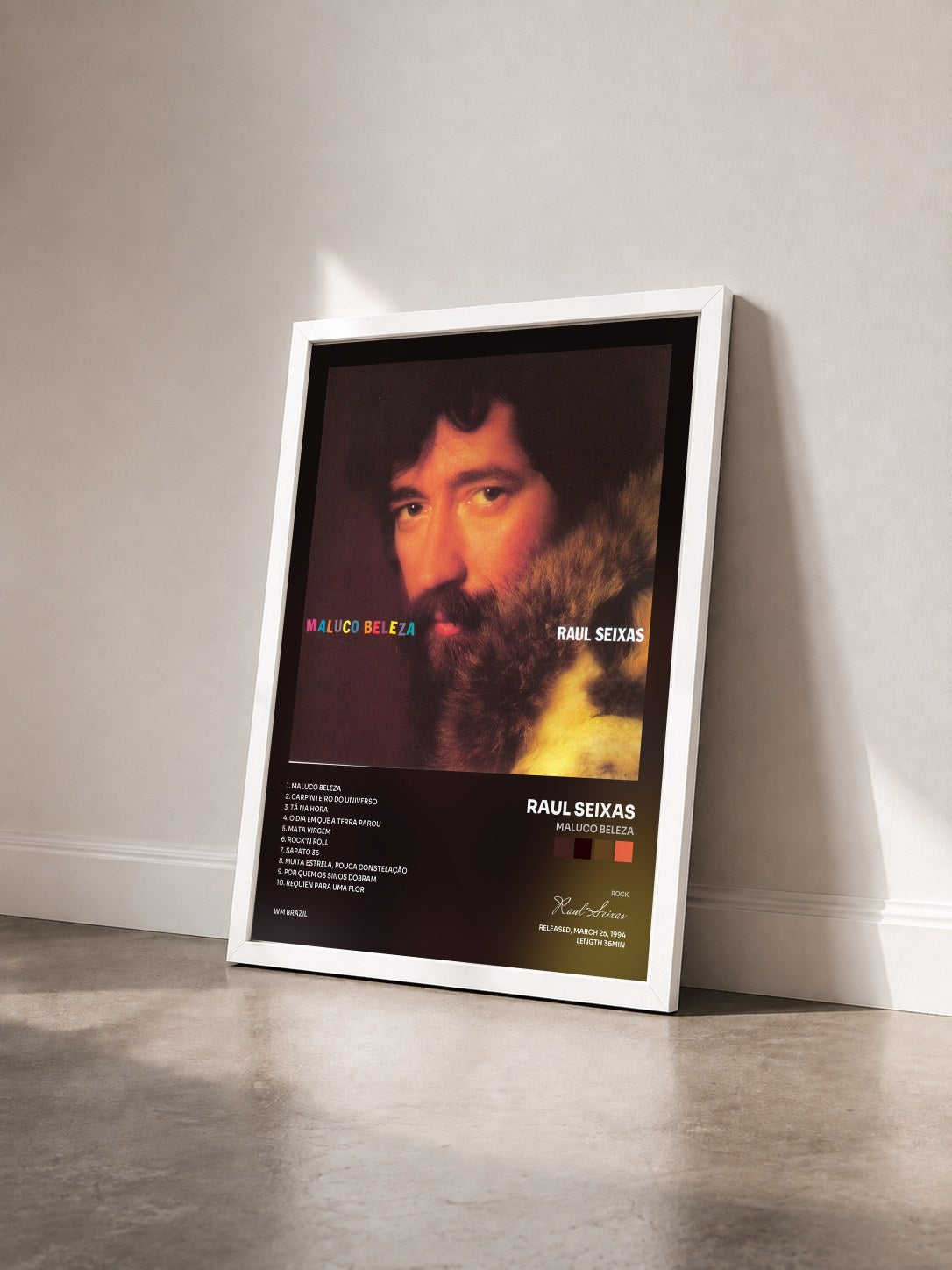 #blanc Tableau de l'album Maluco Beleza de Raul Seixas vu de trois quarts, cadre blanc