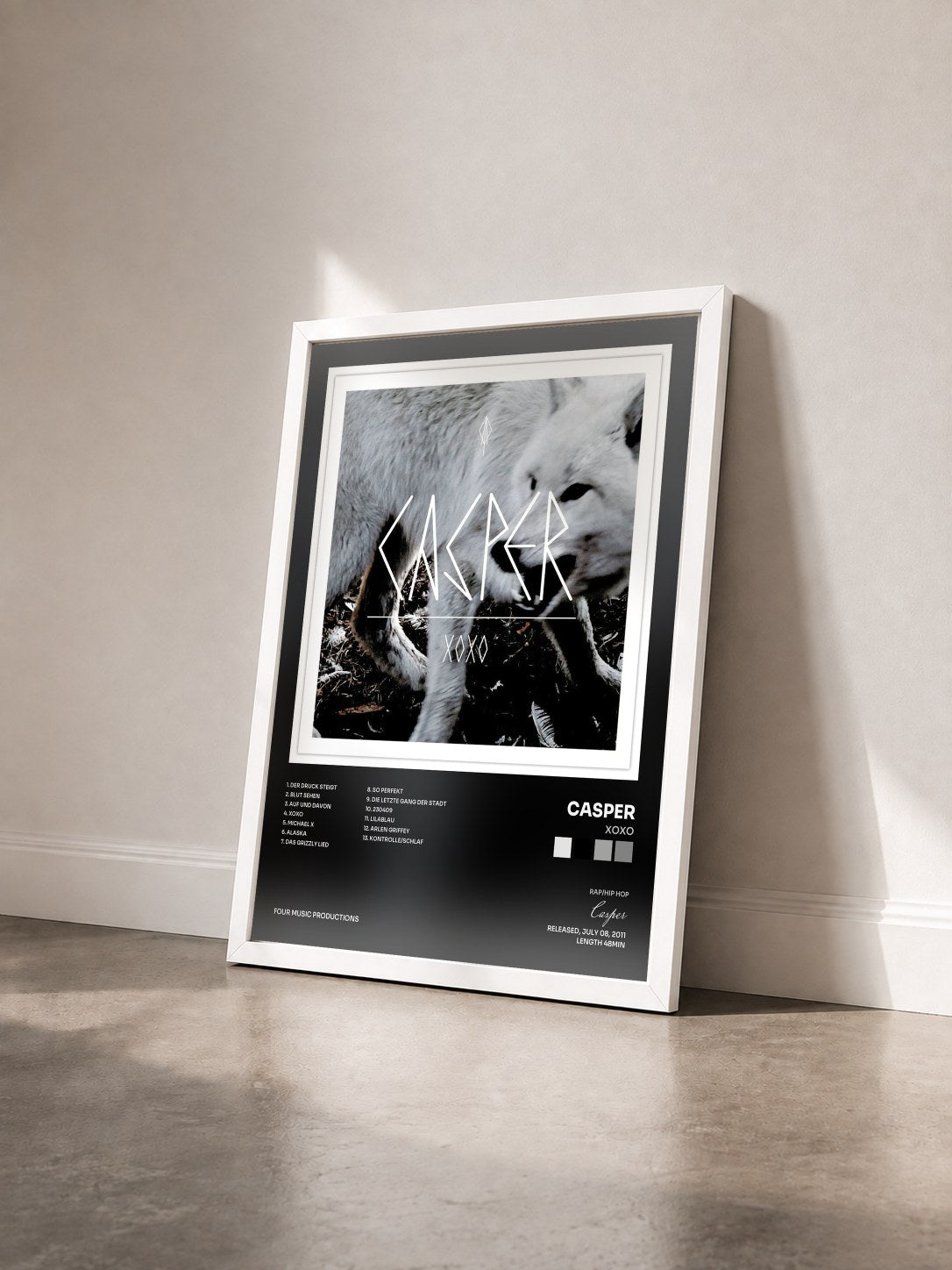 #blanc Tableau de l'album XOXO de Casper vu de trois quarts, cadre blanc