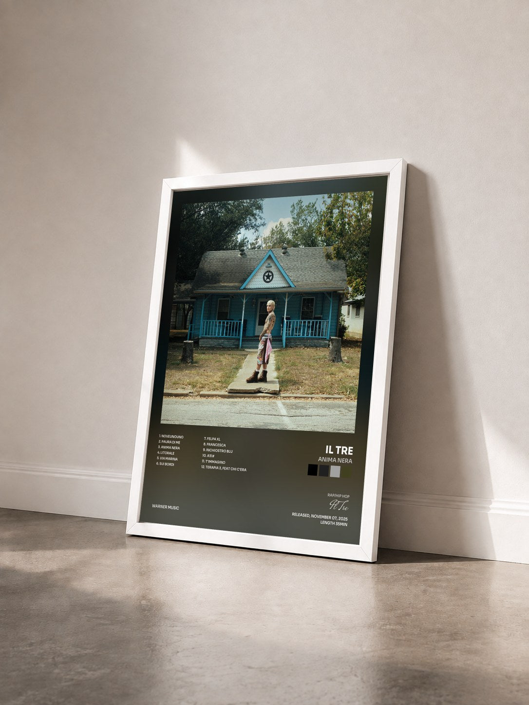 #blanc Tableau de l'album ANIMA NERA de Il Tre vu de trois quarts, cadre blanc