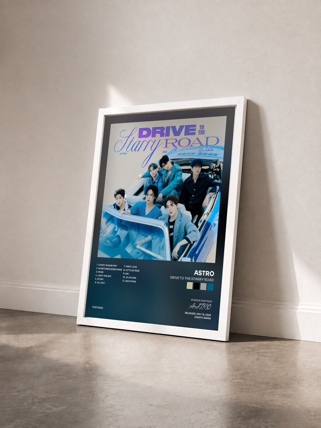 #blanc Tableau de l'album Drive to the Starry Road de ASTRO vu de trois quarts, cadre blanc