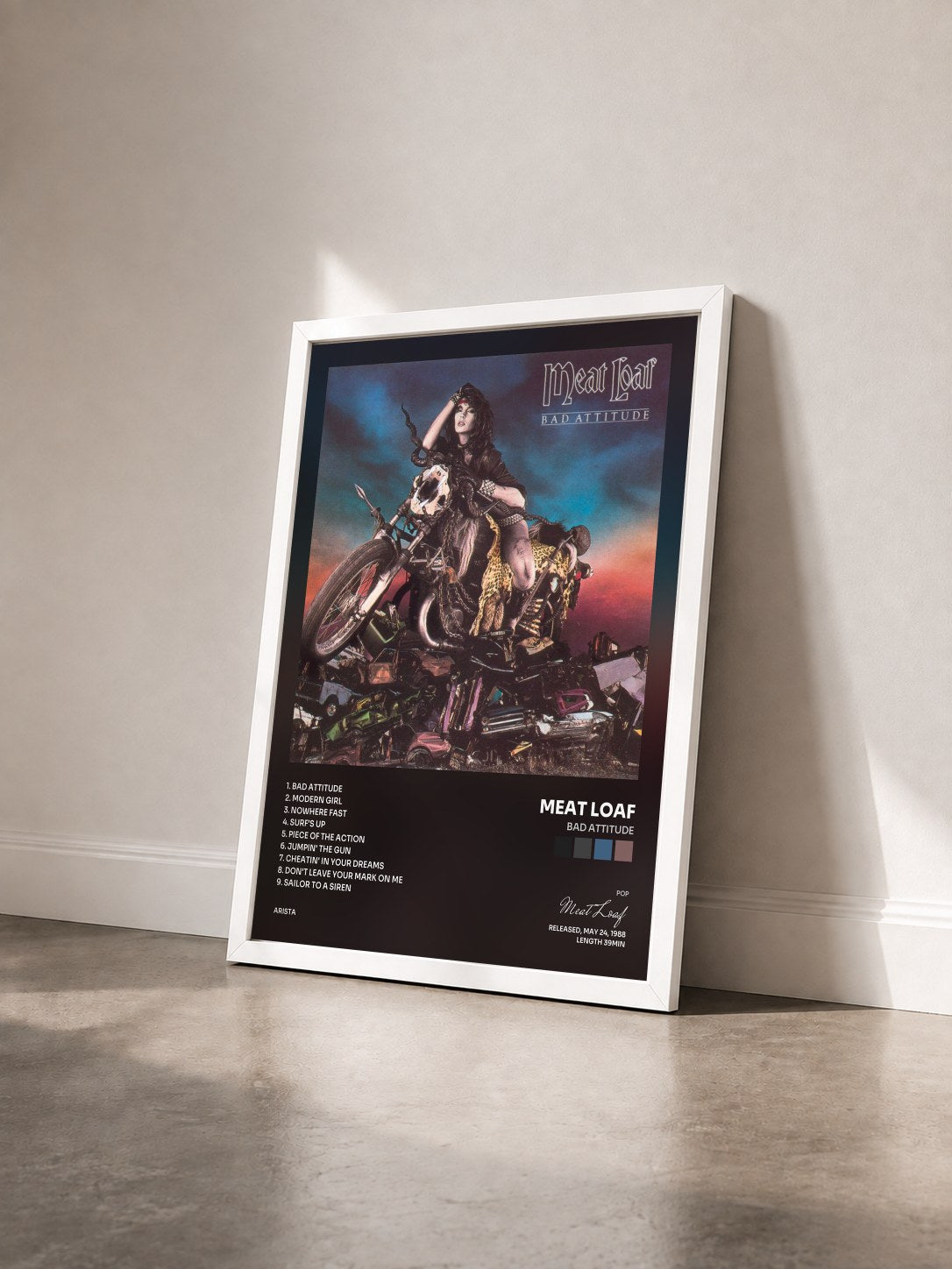 #blanc Tableau de l'album Bad Attitude de Meat Loaf vu de trois quarts, cadre blanc