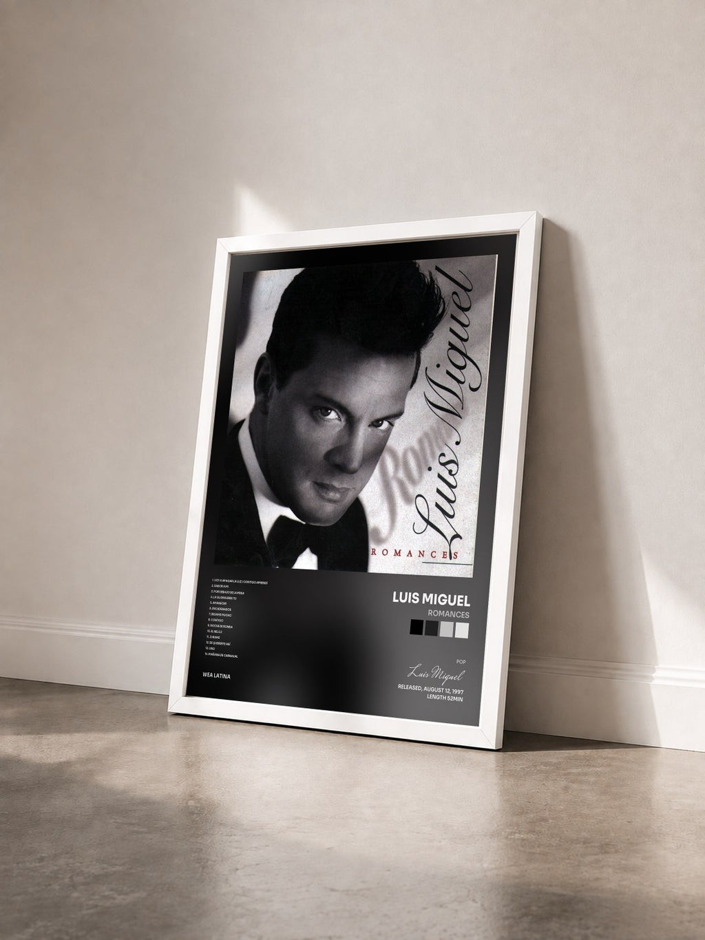 #blanc Tableau de l'album Romances de Luis Miguel vu de trois quarts, cadre blanc