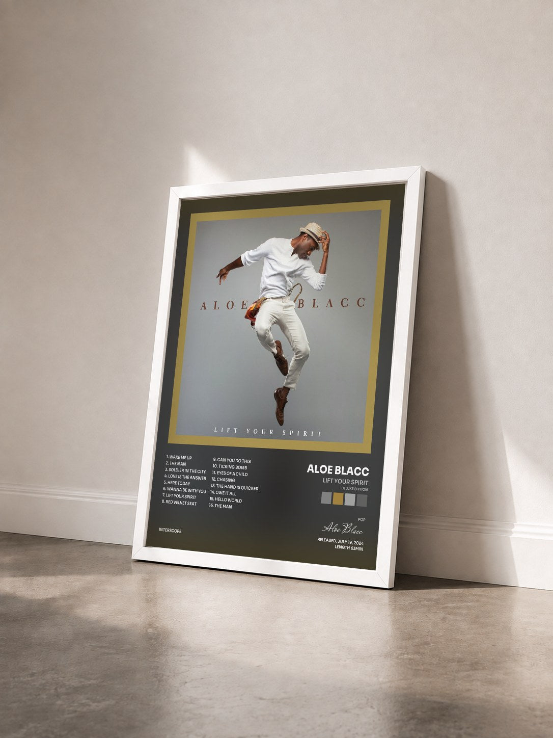#blanc Tableau de l'album Lift Your Spirit (Deluxe Edition) de Aloe Blacc vu de trois quarts, cadre blanc