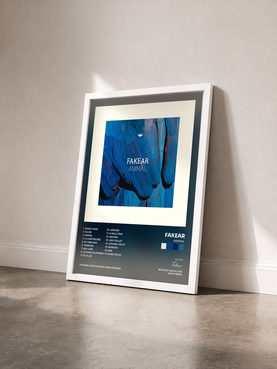 #blanc Tableau de l'album Animal de Fakear vu de trois quarts, cadre blanc