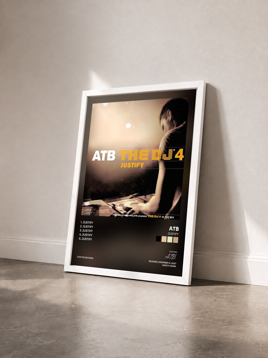 #blanc Tableau de l'album Justify de ATB vu de trois quarts, cadre blanc