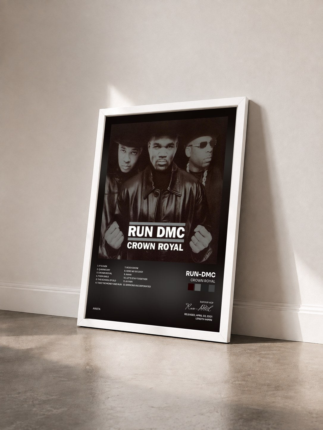 #blanc Tableau de l'album Crown Royal de Run-DMC vu de trois quarts, cadre blanc