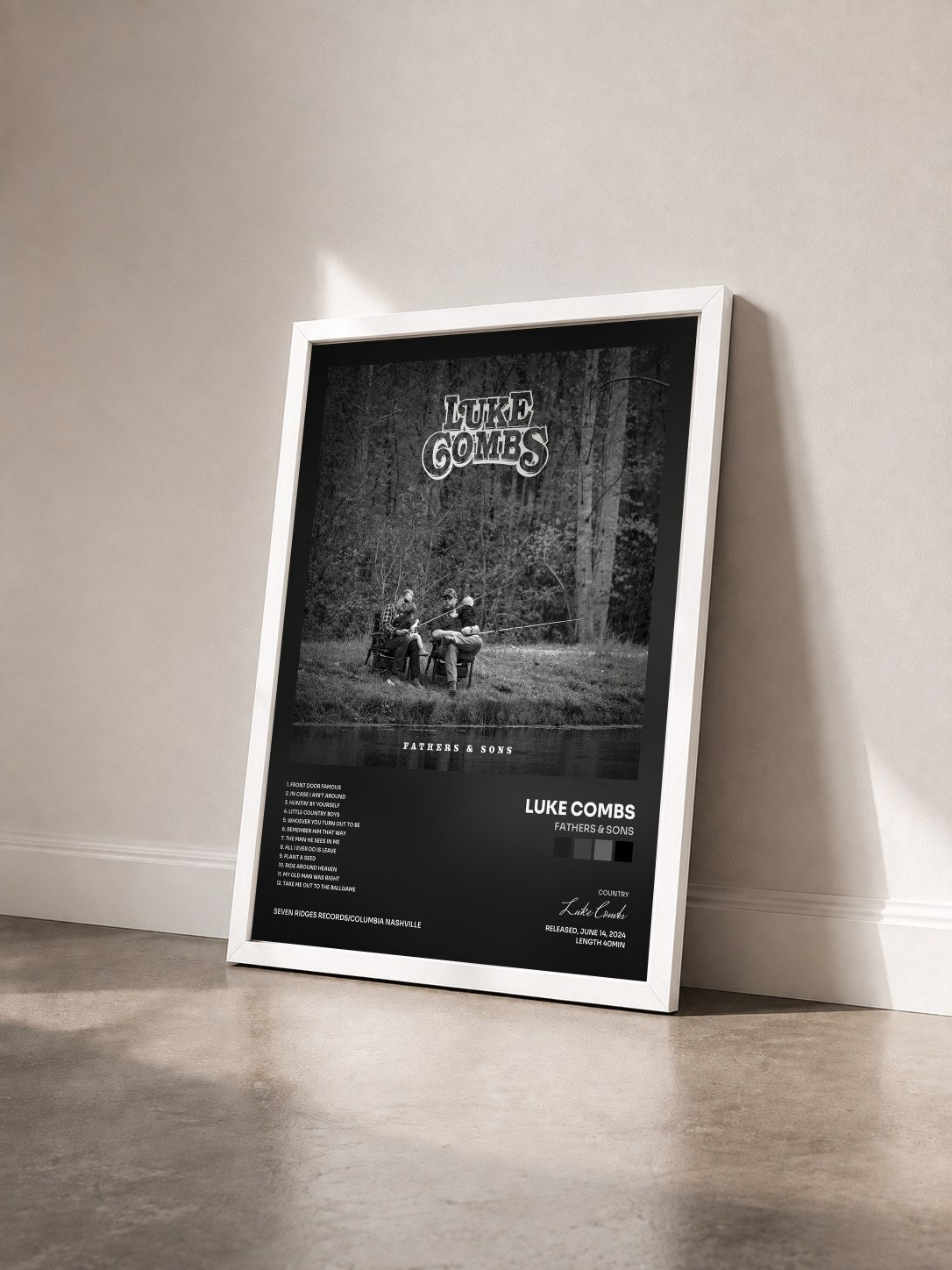 #blanc Tableau de l'album Fathers & Sons de Luke Combs vu de trois quarts, cadre blanc
