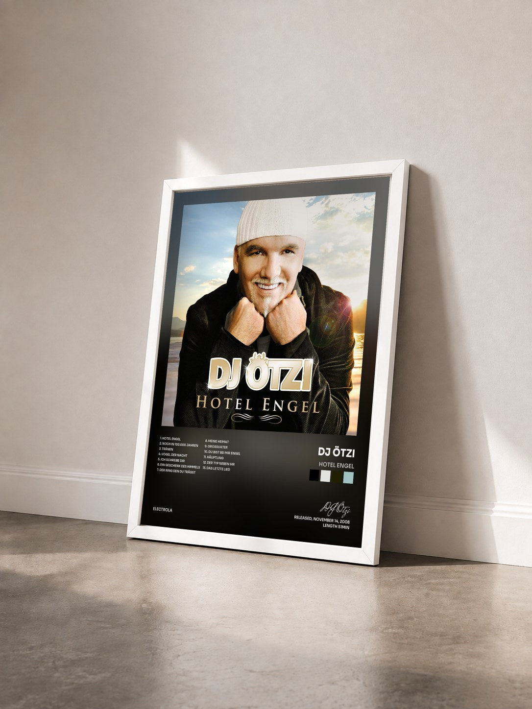 #blanc Tableau de l'album Hotel Engel de DJ Ötzi vu de trois quarts, cadre blanc