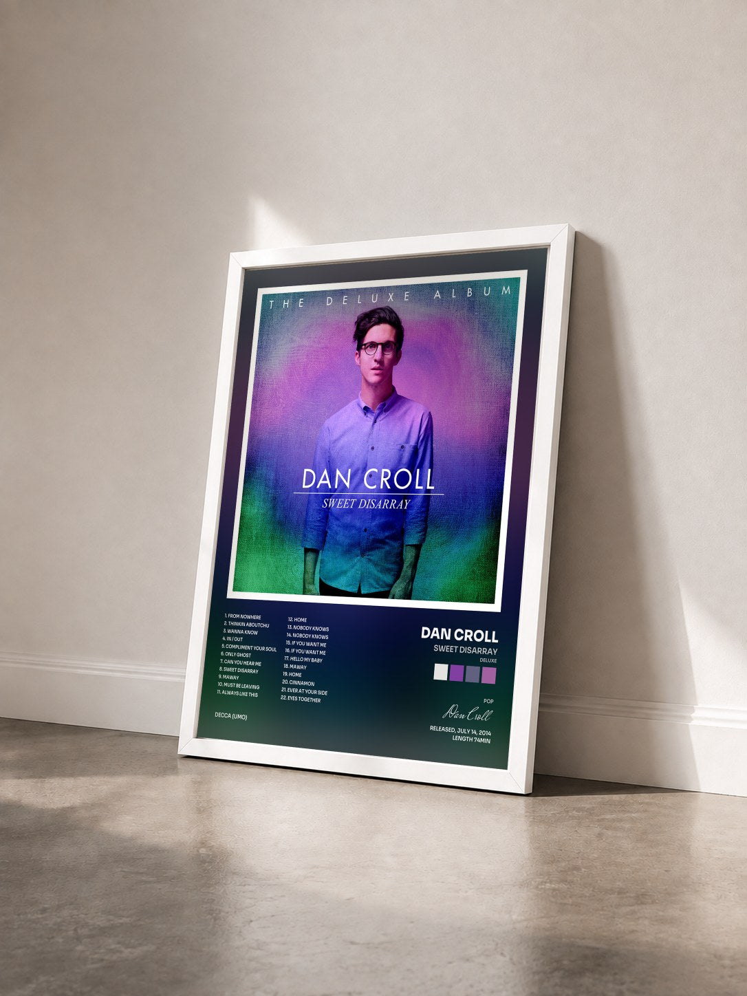 #blanc Tableau de l'album Sweet Disarray (Deluxe) de Dan Croll vu de trois quarts, cadre blanc