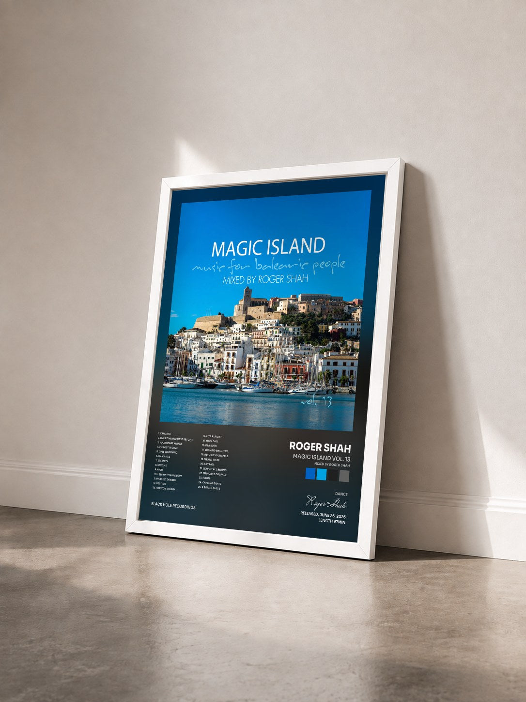 #blanc Tableau de l'album Magic Island Vol. 13 (Mixed by Roger Shah) de Roger Shah vu de trois quarts, cadre blanc