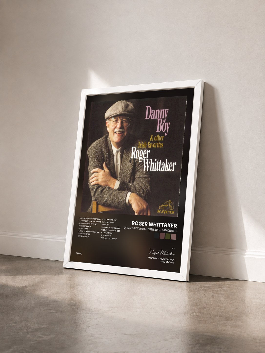 #blanc Tableau de l'album Danny Boy And Other Irish Favorites de Roger Whittaker vu de trois quarts, cadre blanc