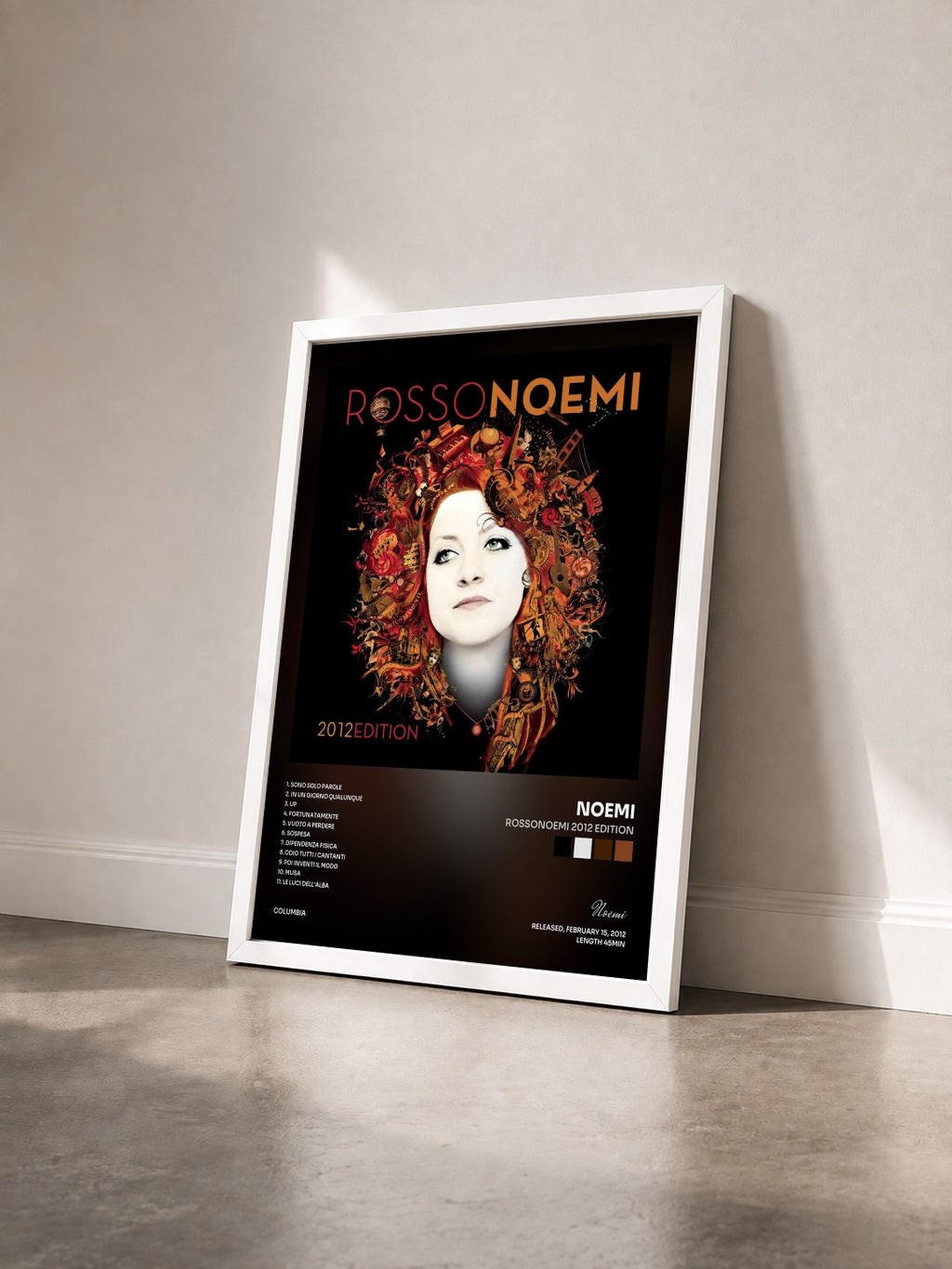 #blanc Tableau de l'album RossoNoemi 2012 Edition de Noemi vu de trois quarts, cadre blanc