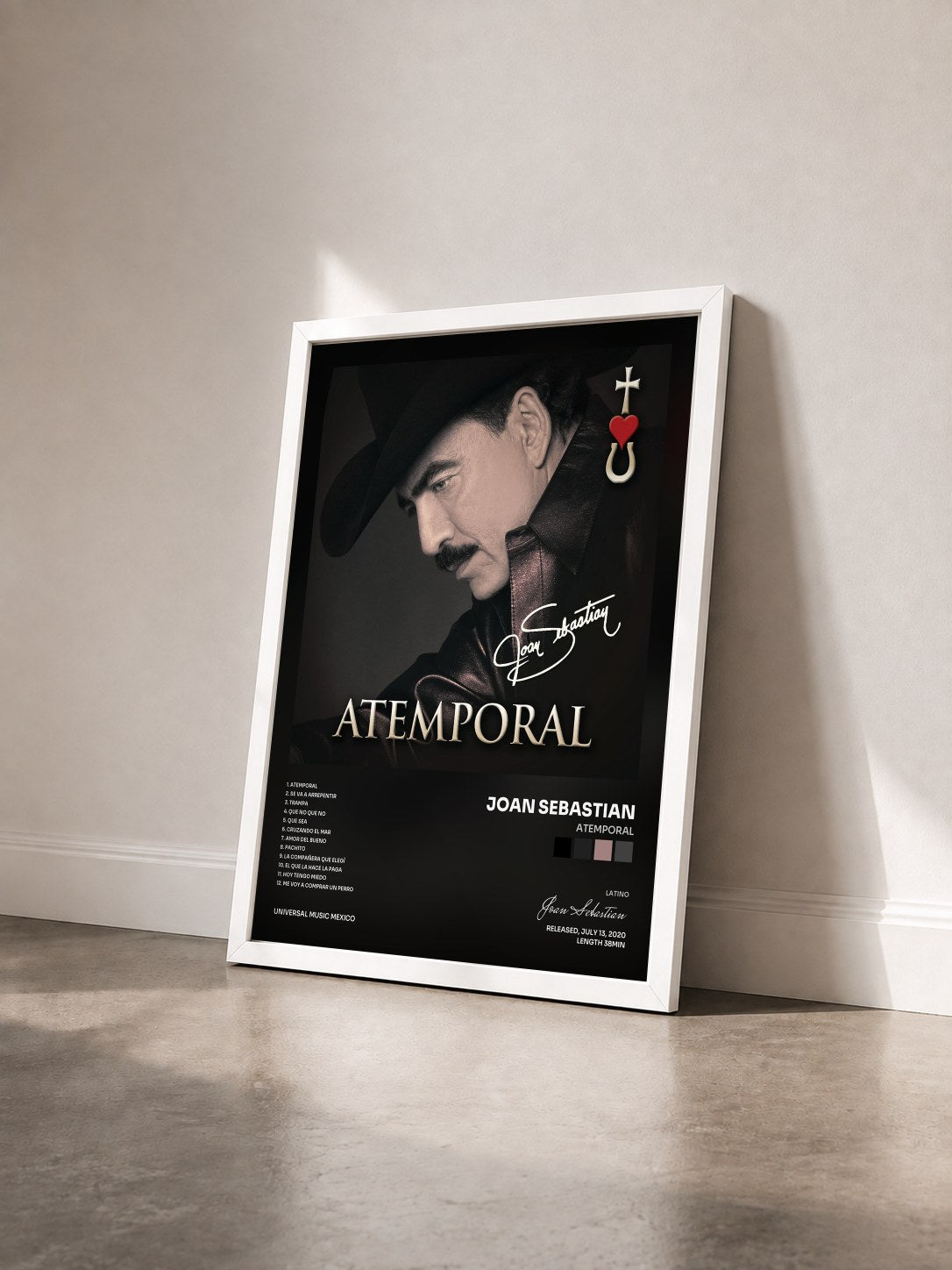 #blanc Tableau de l'album Atemporal de Joan Sebastian vu de trois quarts, cadre blanc