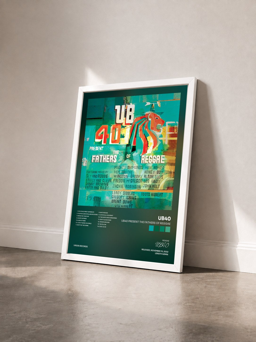 #blanc Tableau de l'album UB40 Present The Fathers Of Reggae de UB40 vu de trois quarts, cadre blanc