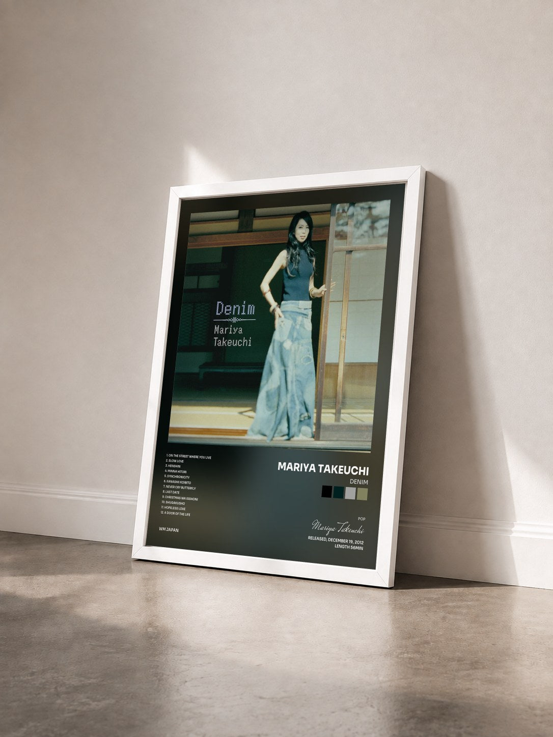 #blanc Tableau de l'album Denim de Mariya Takeuchi vu de trois quarts, cadre blanc