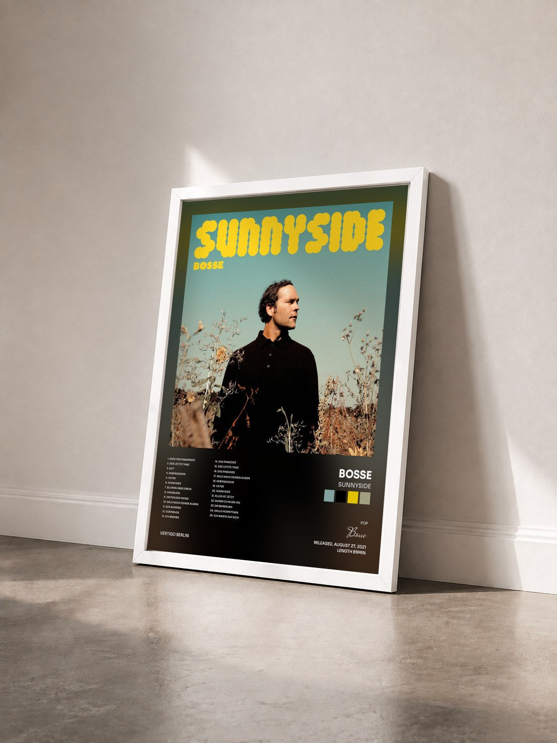 #blanc Tableau de l'album Sunnyside de Bosse vu de trois quarts, cadre blanc