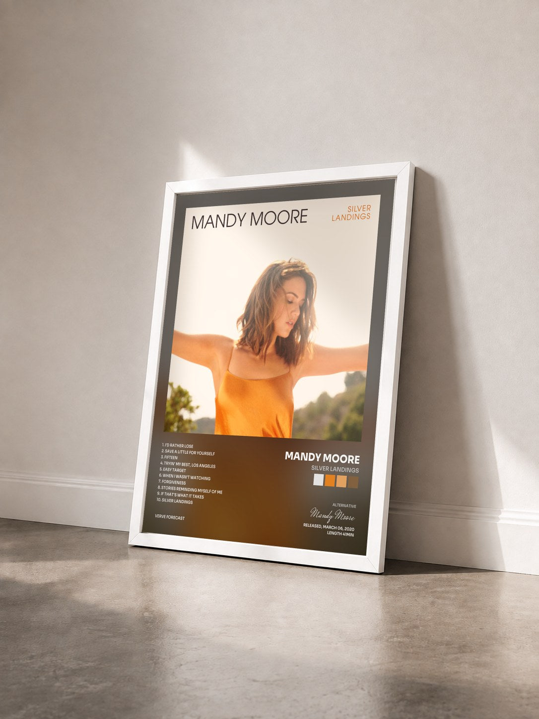 #blanc Tableau de l'album Silver Landings de Mandy Moore vu de trois quarts, cadre blanc