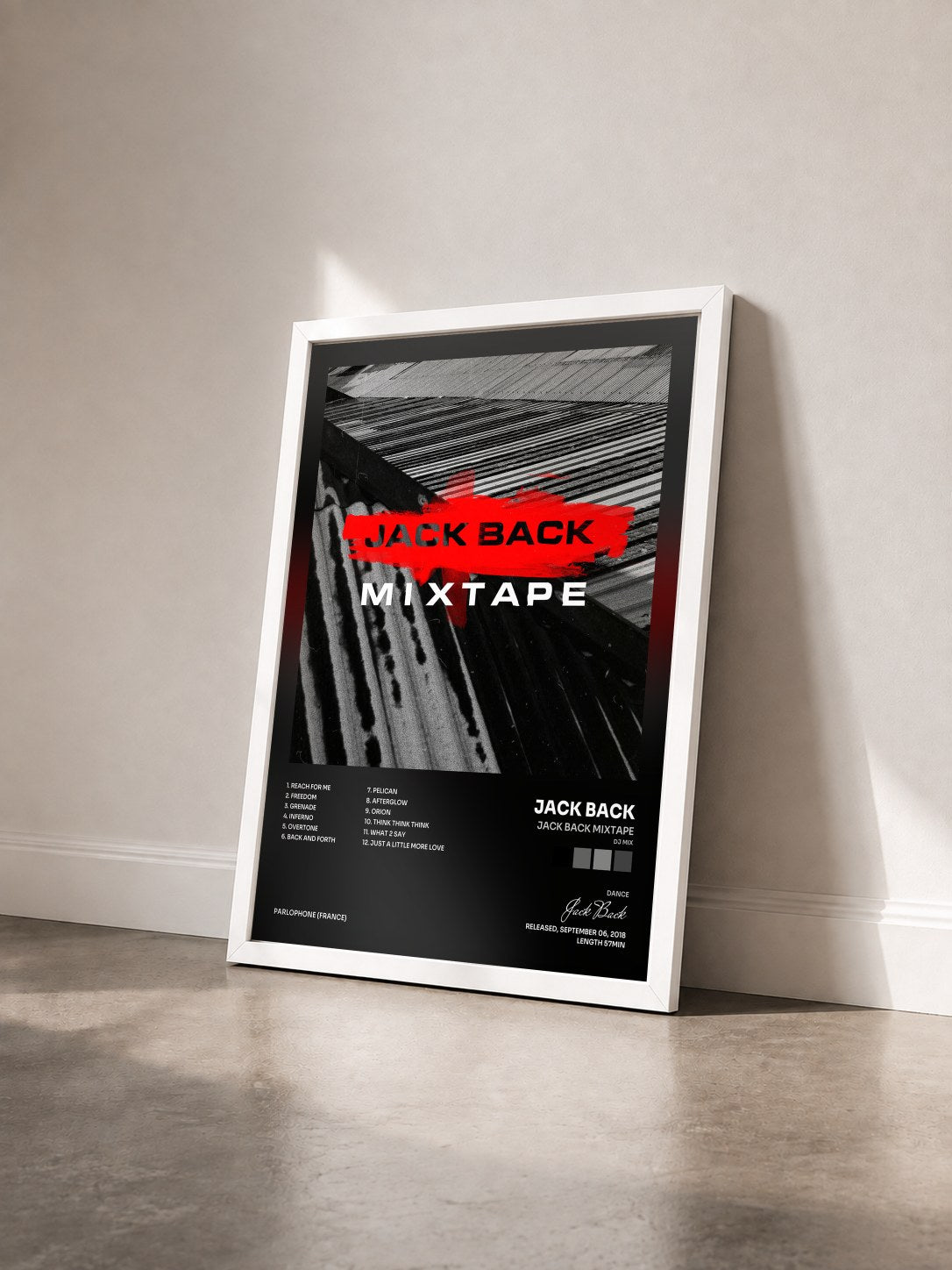 #blanc Tableau de l'album Jack Back Mixtape (DJ Mix) de Jack Back vu de trois quarts, cadre blanc