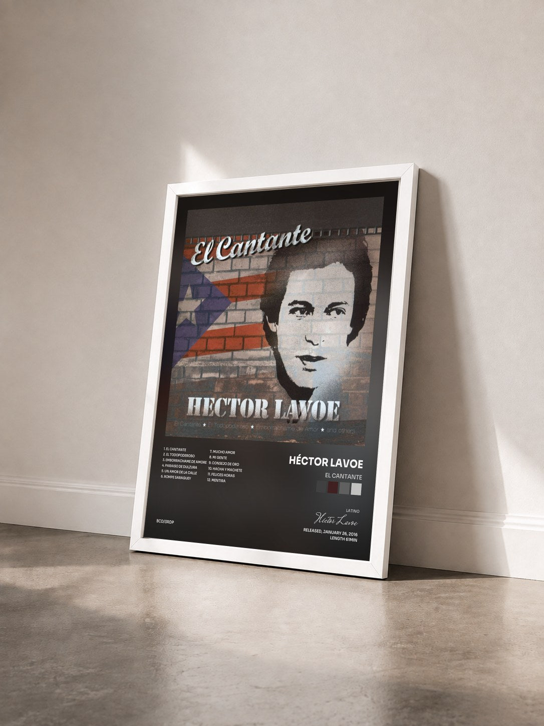 #blanc Tableau de l'album El Cantante de Héctor Lavoe vu de trois quarts, cadre blanc